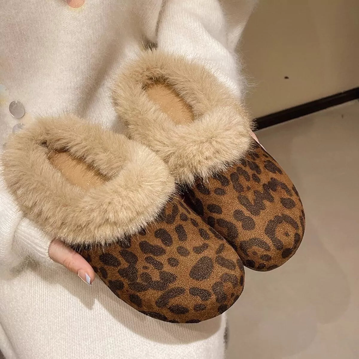 Pantuflas Suaves de Peluche Cálidas para Interiores