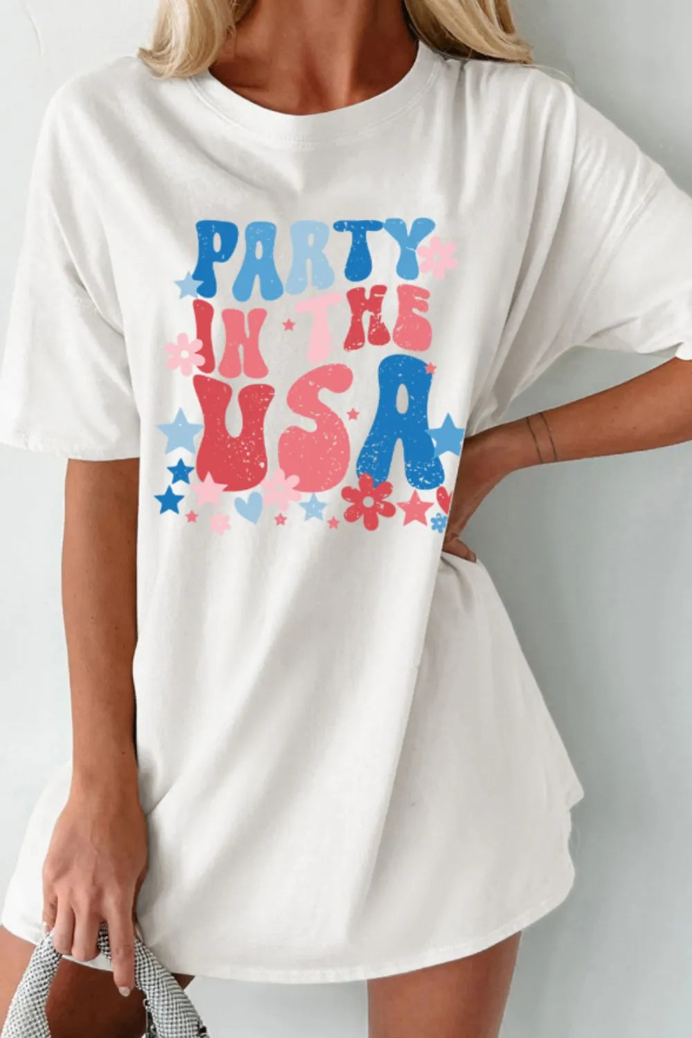 PARTY IN THE USA Graphic Oversized Tee