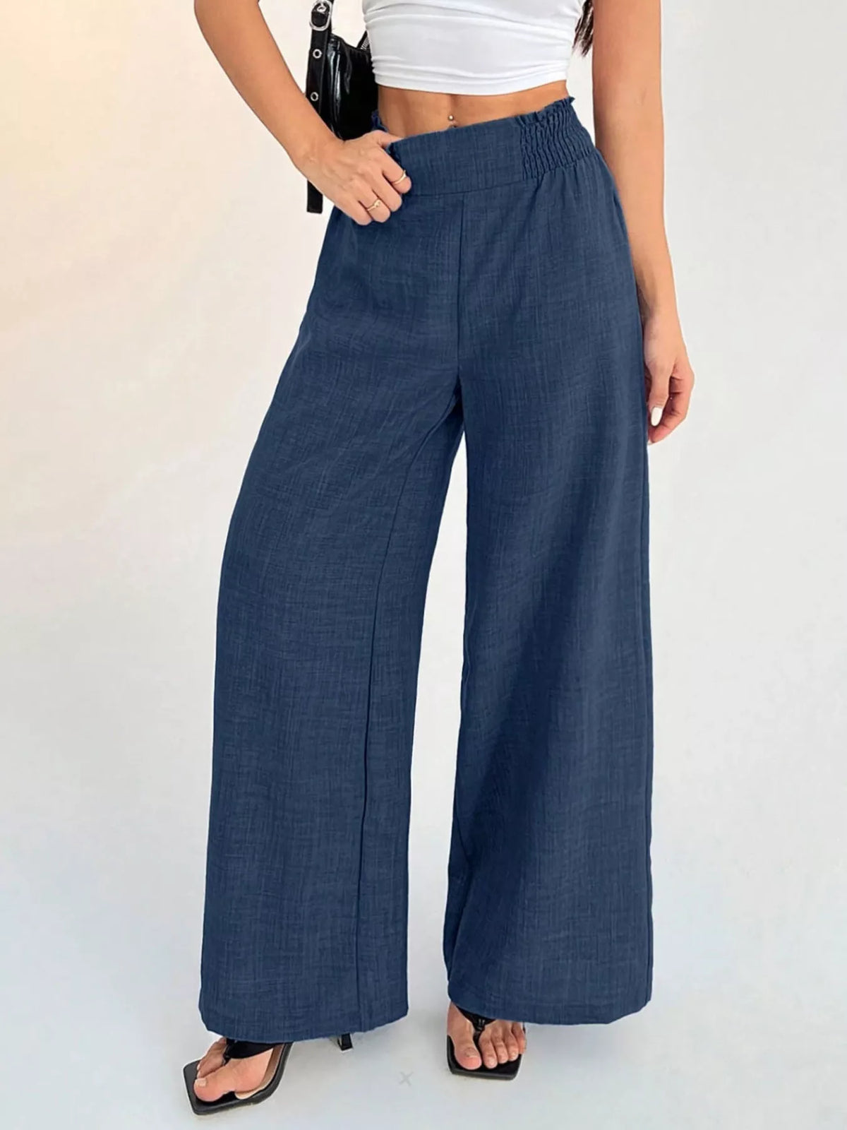 Pantalones de pernera ancha con cintura elástica