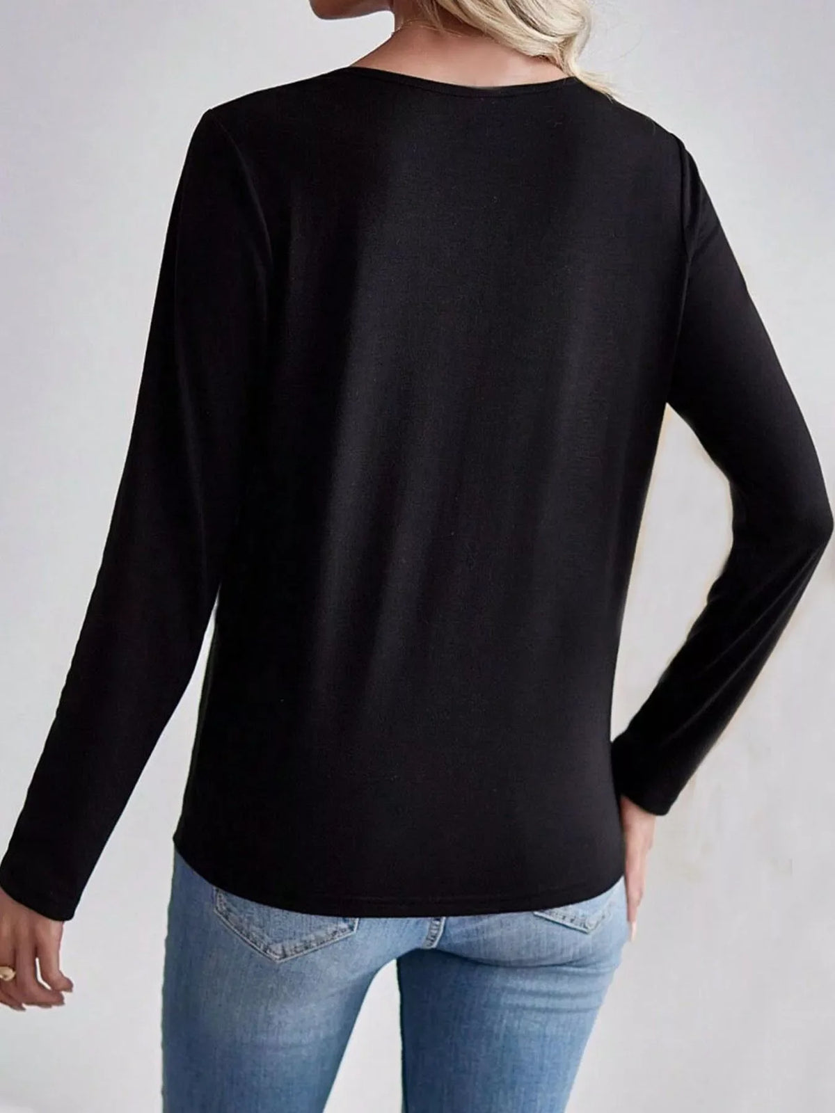 Camiseta de manga larga con cuello en V