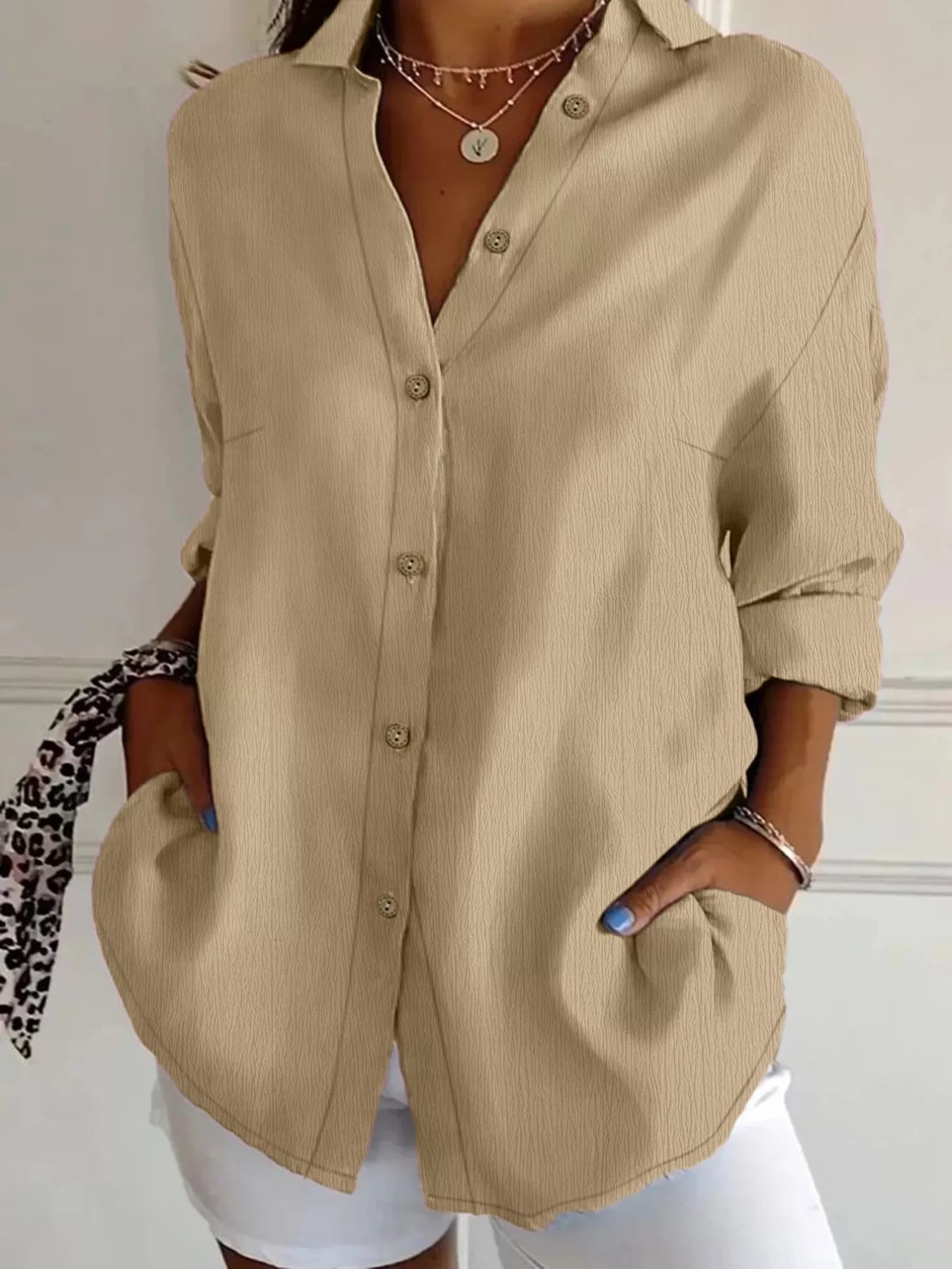 Camisa de talla grande informal de manga larga con botones