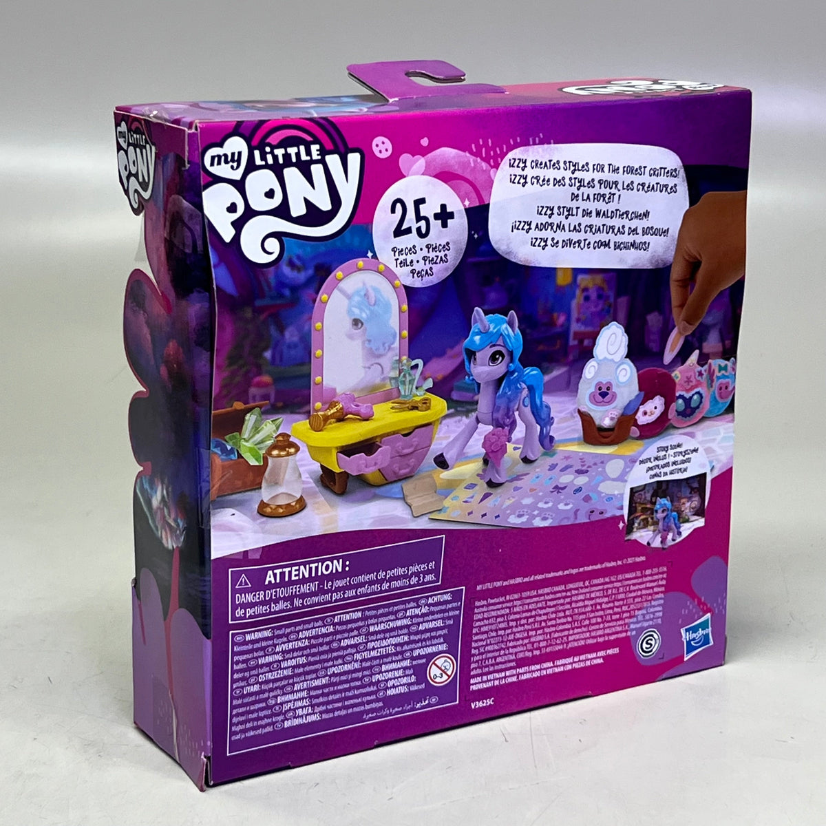 Hasbro My Little Pony Izzy Moonbow – 25+ Piece Set