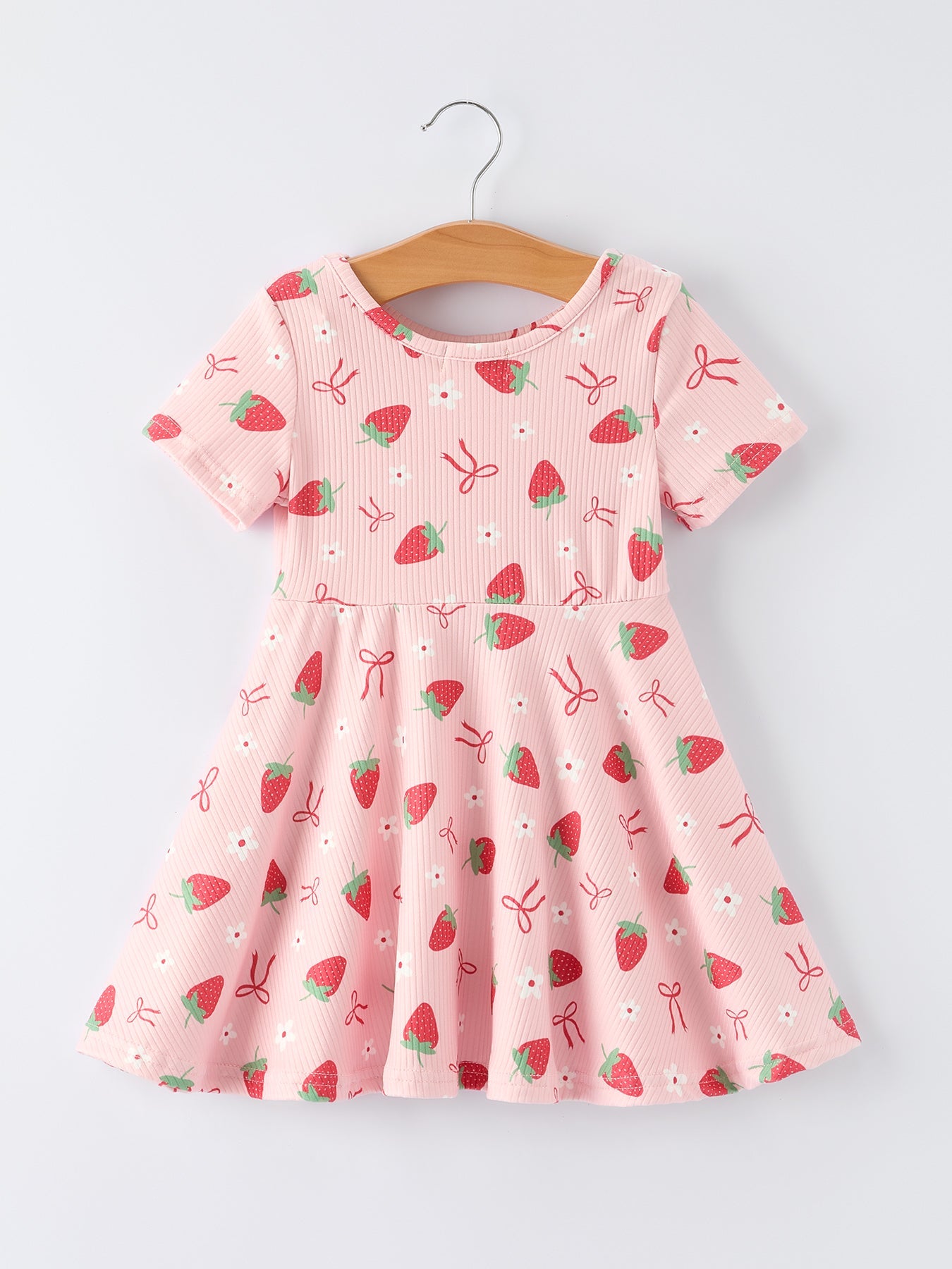 Vestido de manga corta con lazo de fresa para niña