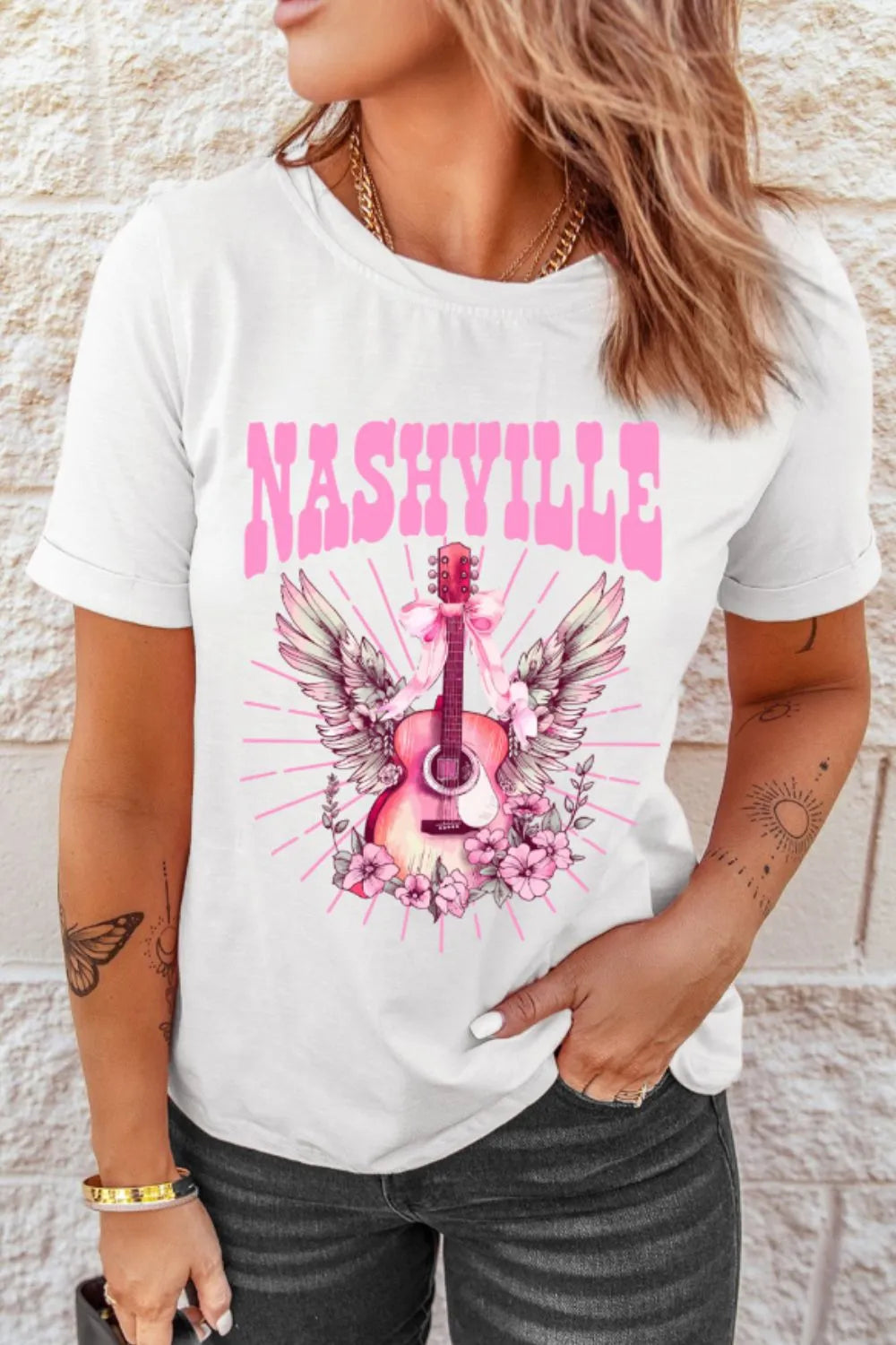 Camiseta gráfica de manga corta con cuello redondo