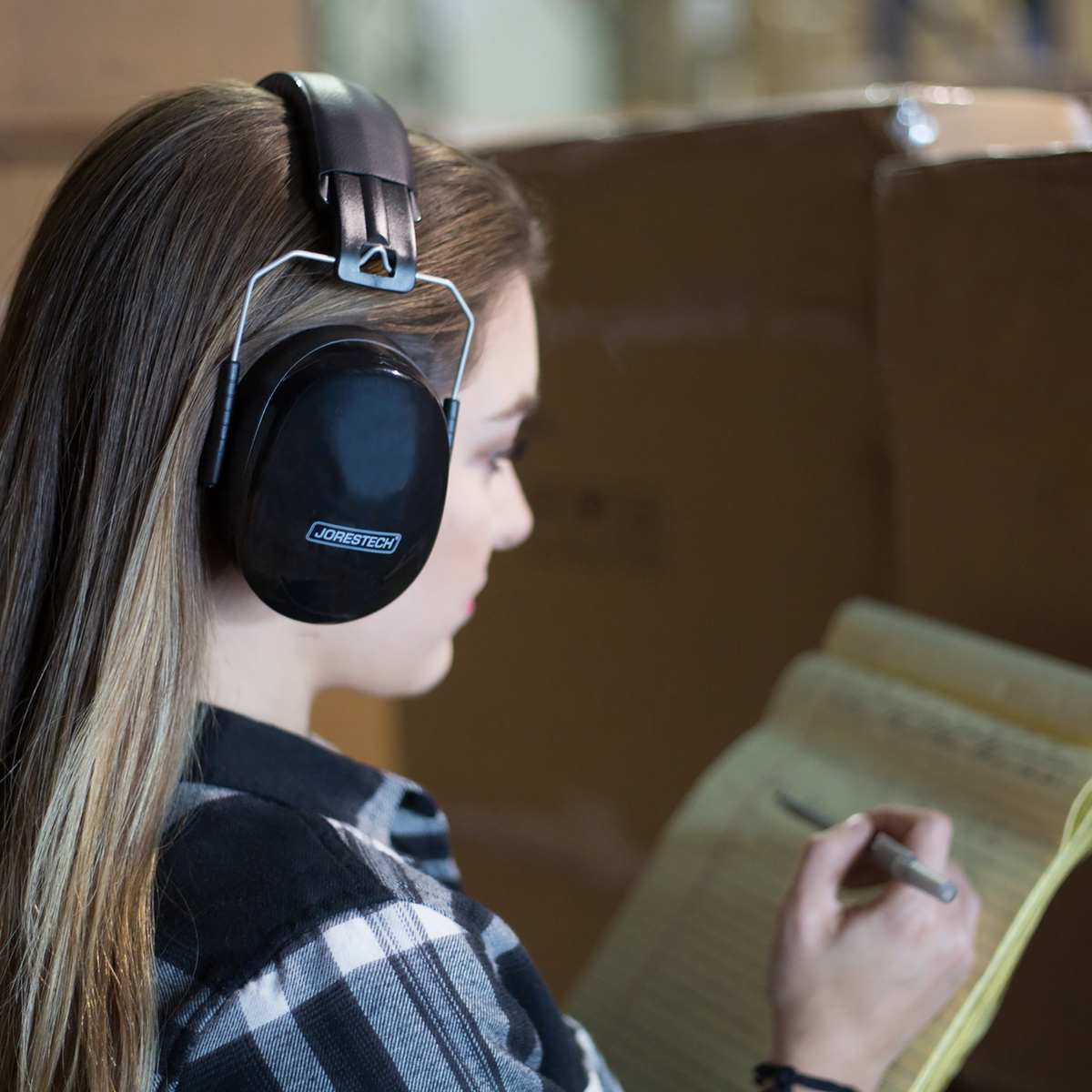 27dB NRR Noise Cancelling Hearing Protection Earmuffs