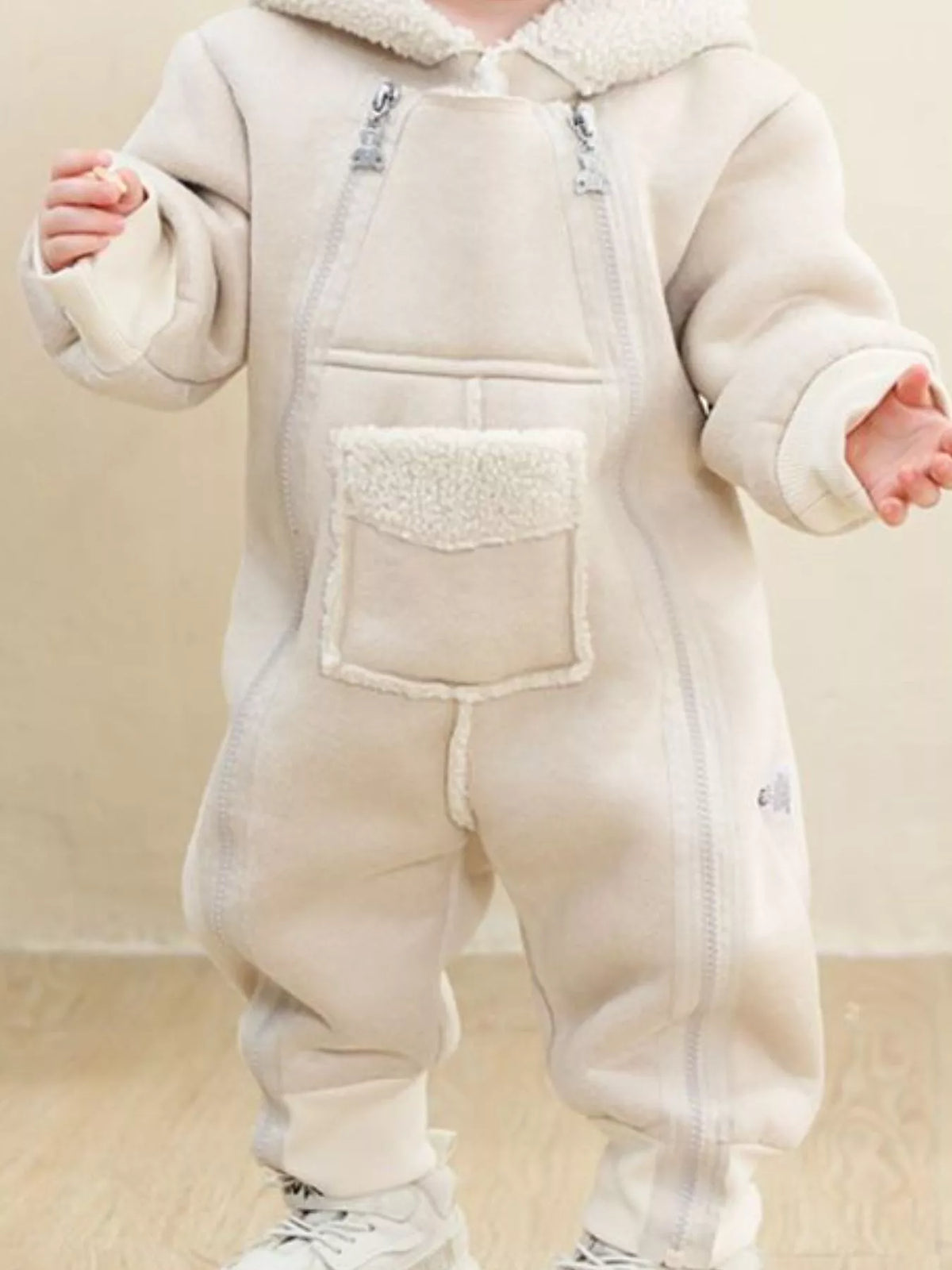 Mono polar con capucha para niños