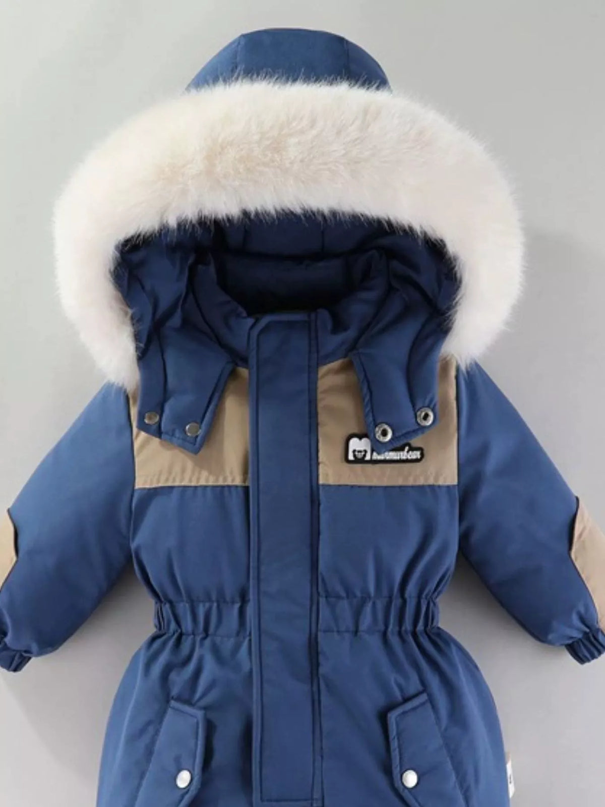 Mono de una pieza con capucha de piel sintética para niños