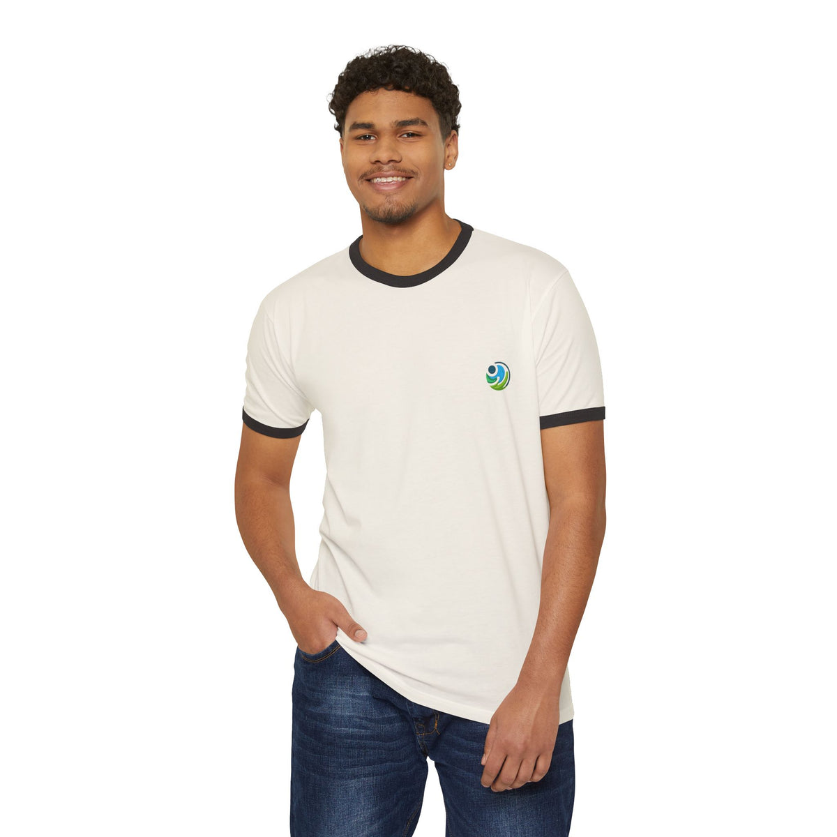 Ringer T-Shirt — 'Dios Hace Mucho Con Poco'