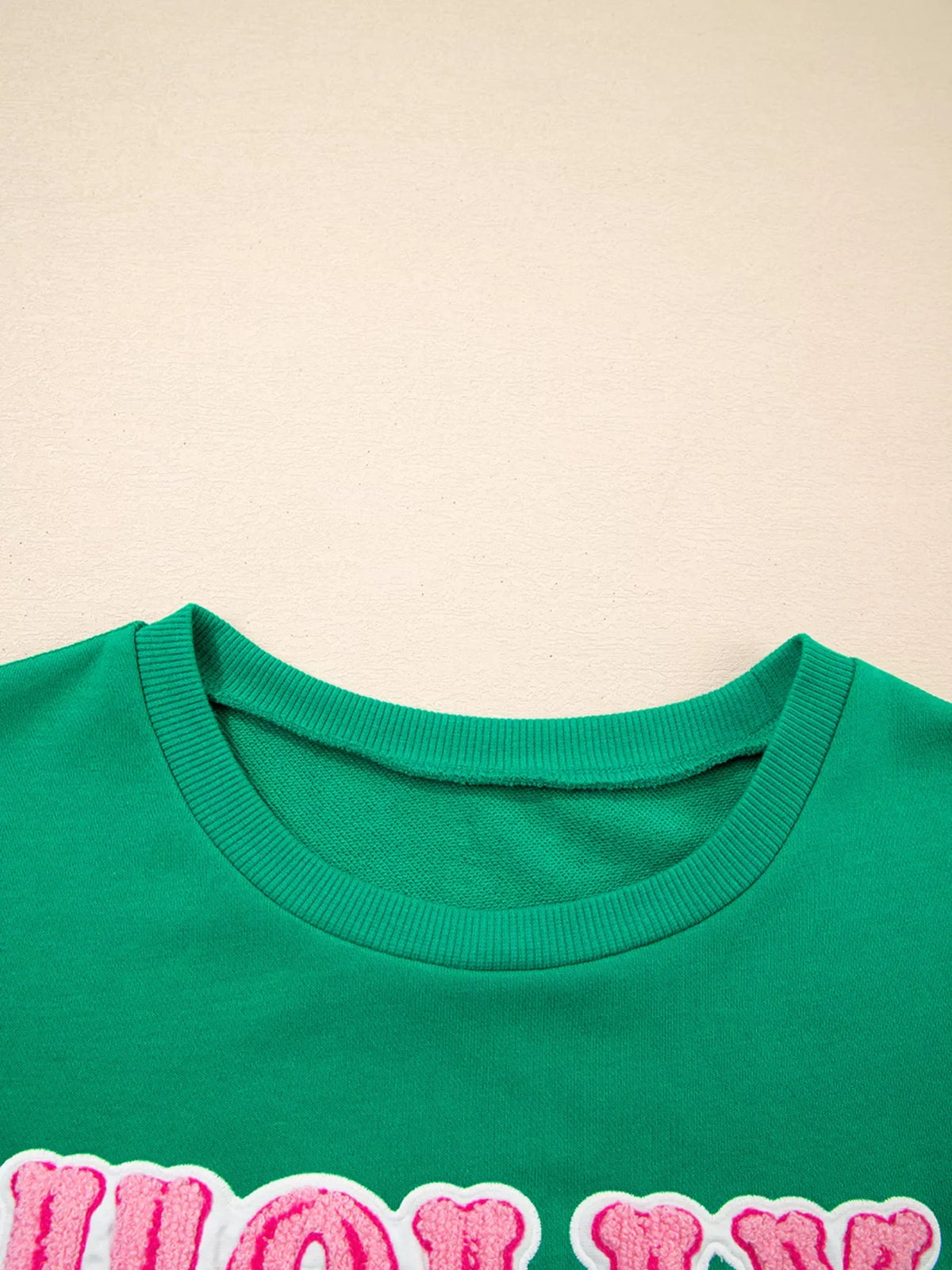 Sudadera con bordado navideño HOLLY JOLLY Toalla