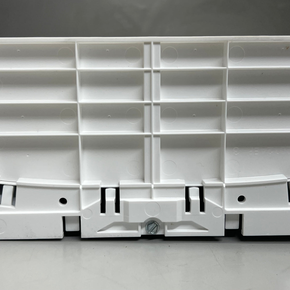 METALUX COOPER Lighting Solutions SkyRidge LED Troffer 24”x 24” 22SR-LD2-29-C-UNV-L835-CD1-U