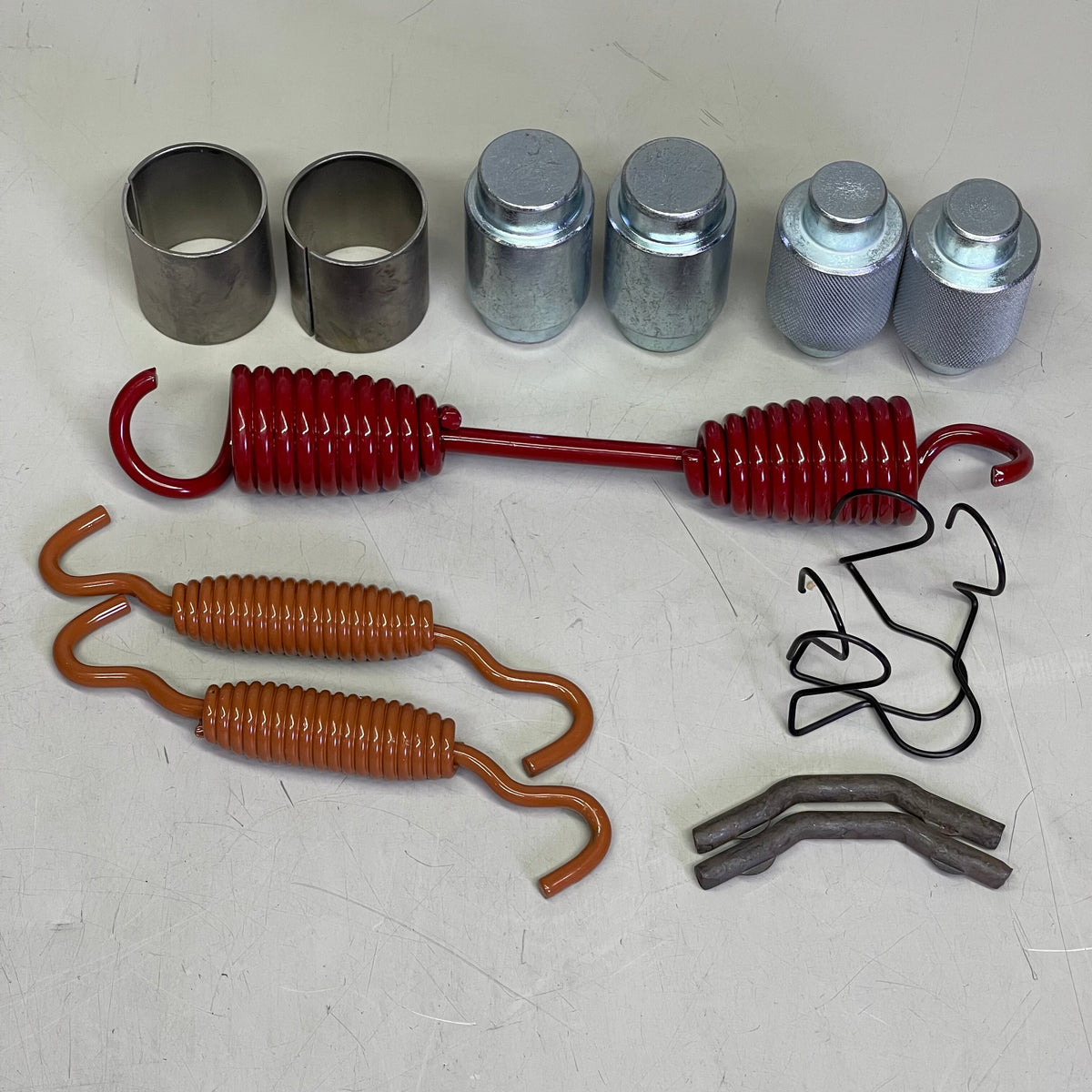 LYNOL Truck HD Kit de Herrajes para Frenos de Aire Acero y Rojo 2801-001