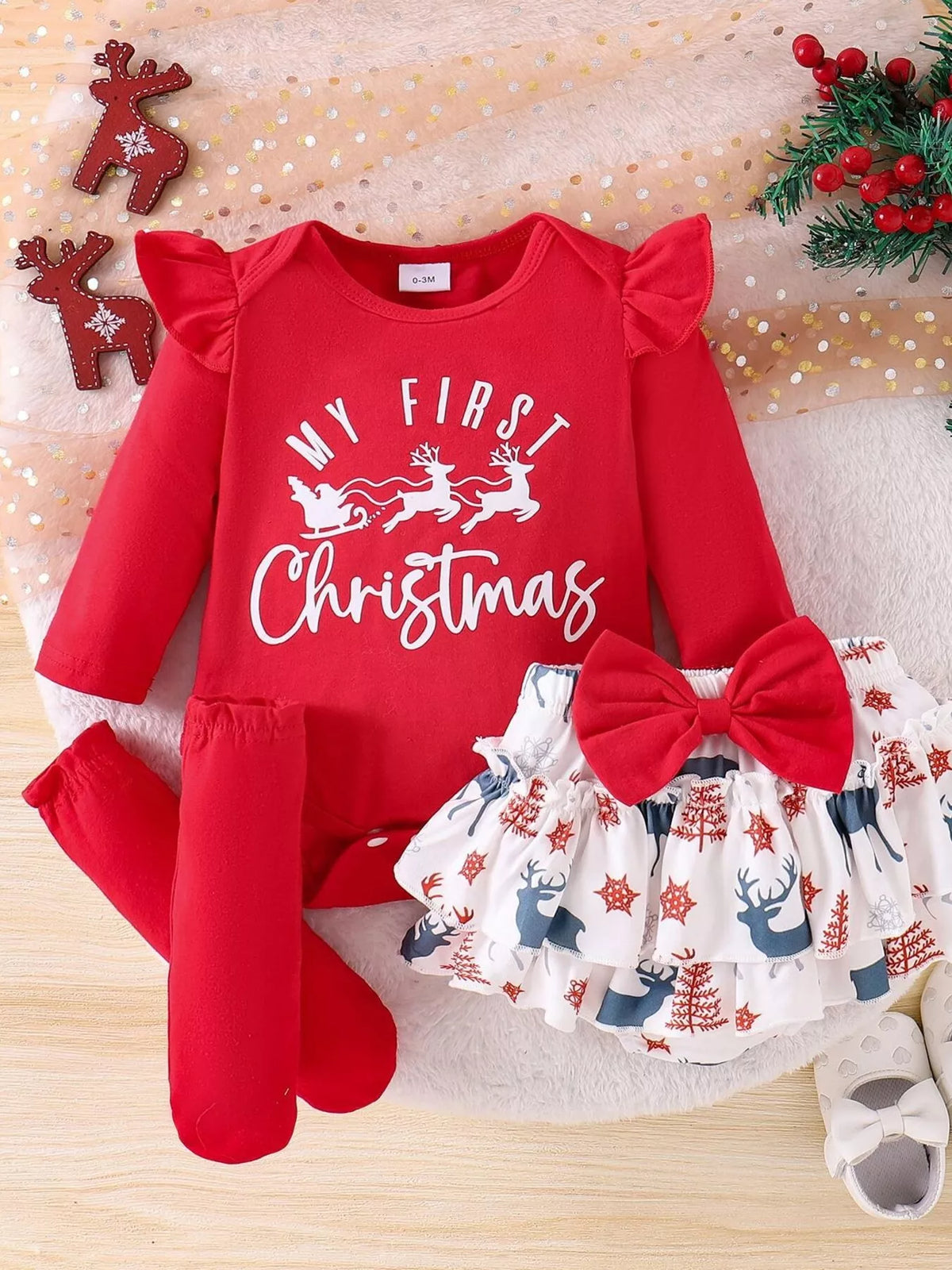 Conjunto de niña con volantes My First Christmas