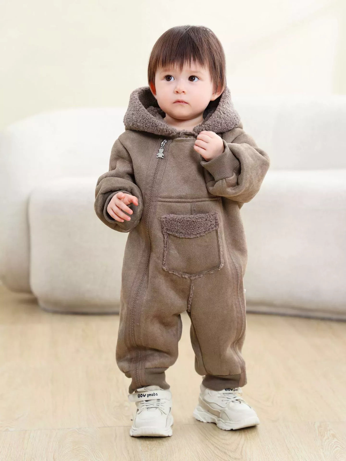 Mono polar con capucha para niños