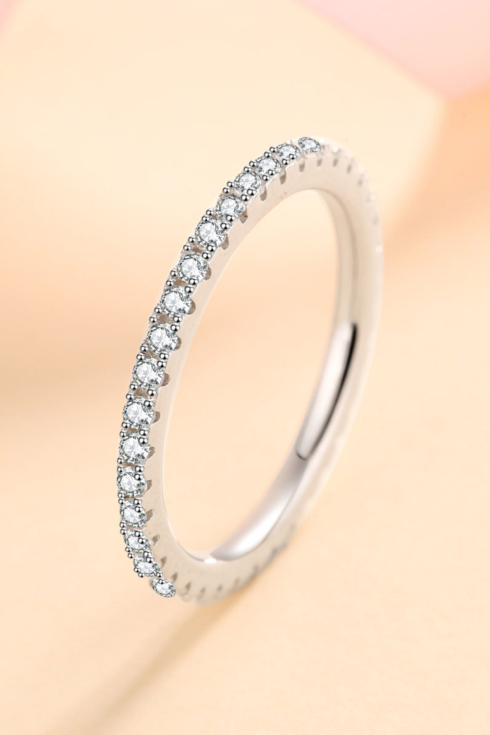 Anillo de moissanita de plata de ley 925 Curious Time