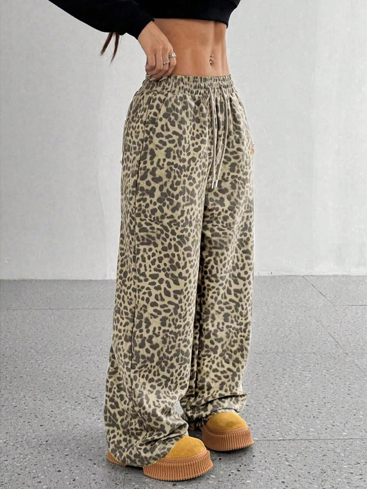 Pantalones de pata ancha con estampado de leopardo de talla grande