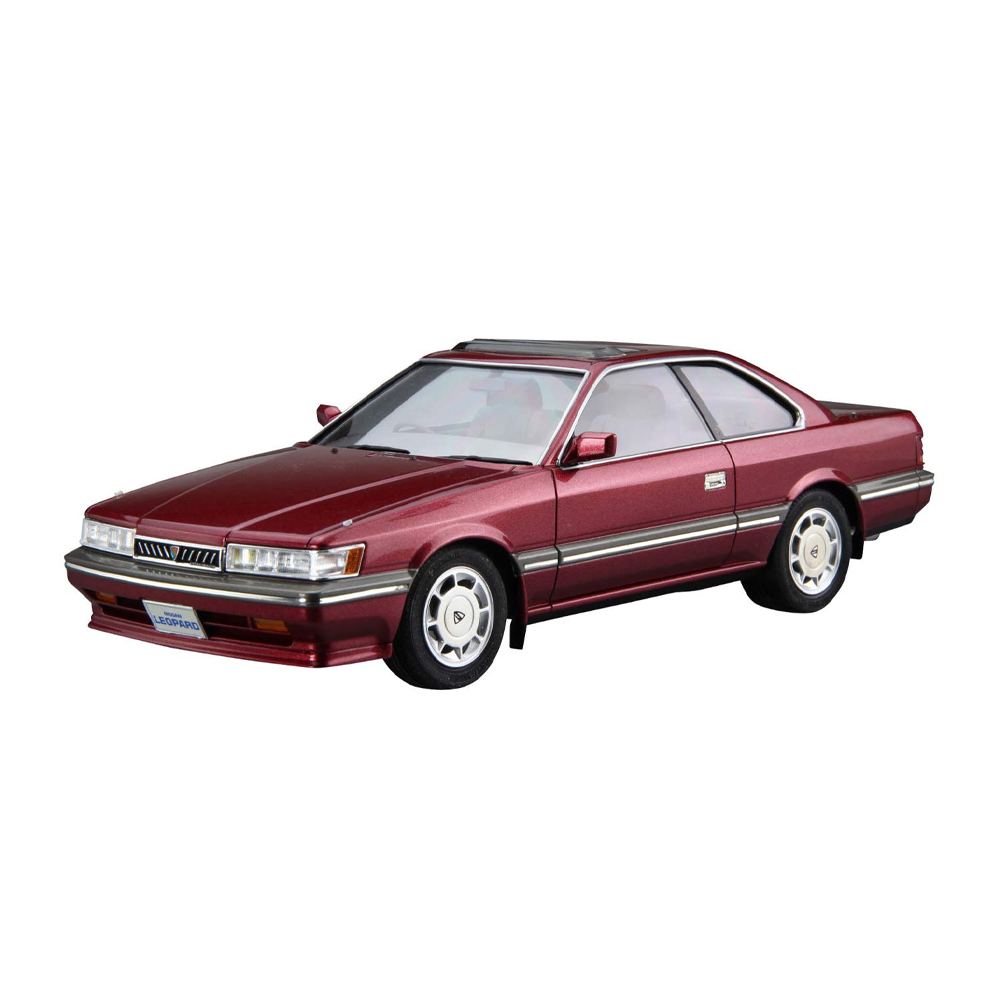 Aoshima: 1/24 Nissan UF31 Leopard 3.0 Ultima '86 Scale Model Kit 