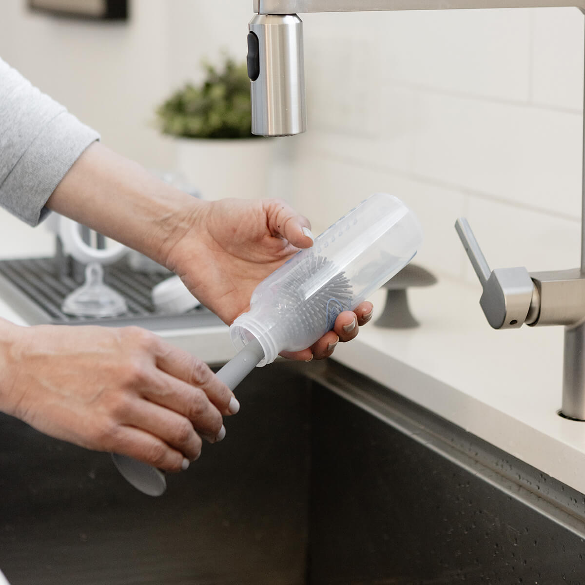 Premium Silicone Bottle & Cookware Cleaning Brush