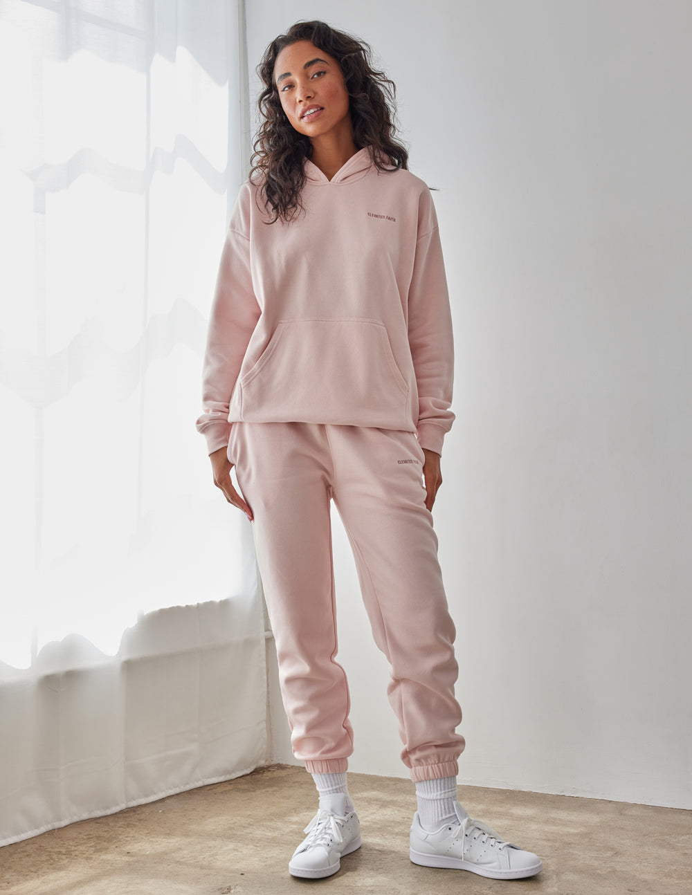 Pantalón deportivo unisex Basics Lotus