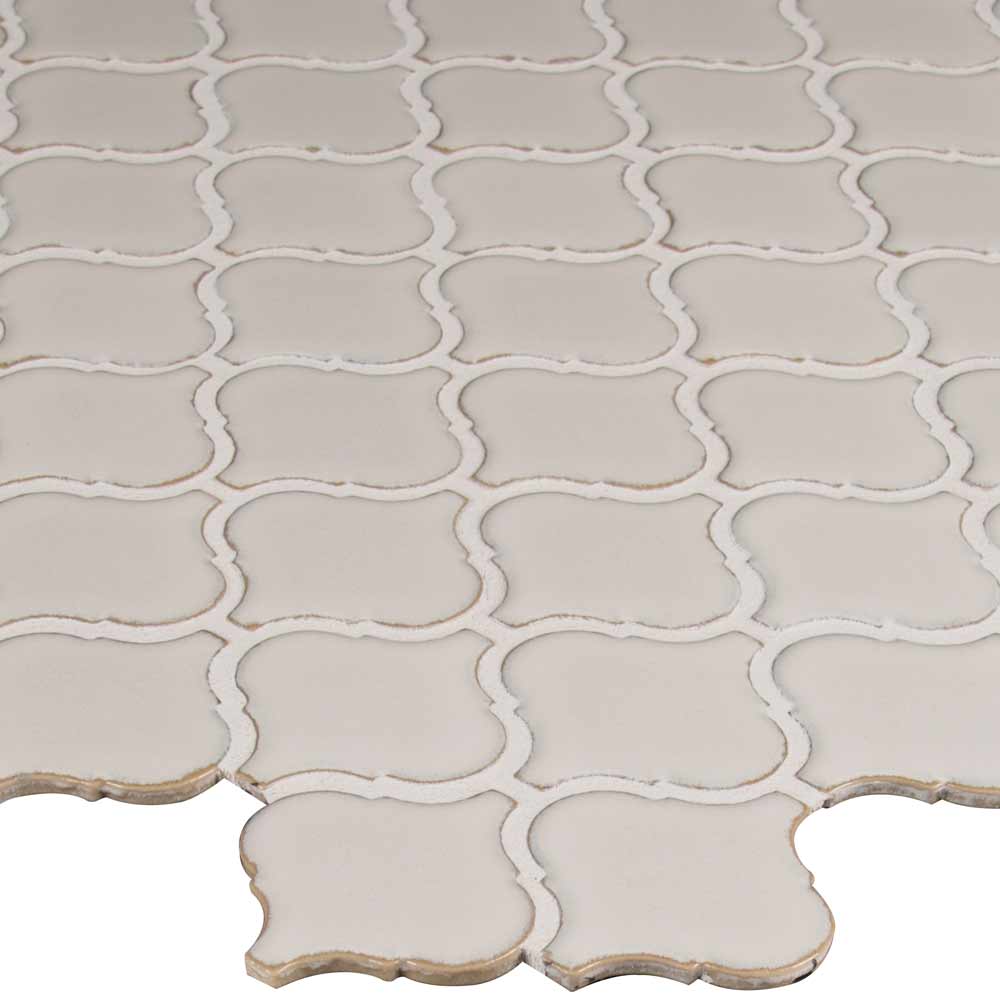 Mosaico de cerámica esmaltada Bianco Arabesque de 25,4 x 27,6 cm con montaje en malla - Colección MSI