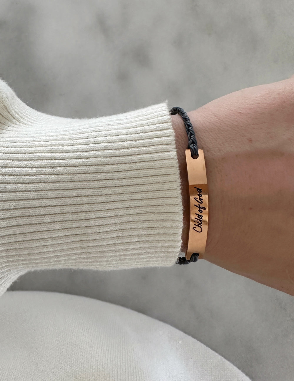 Pulsera Negra del Niño de Dios