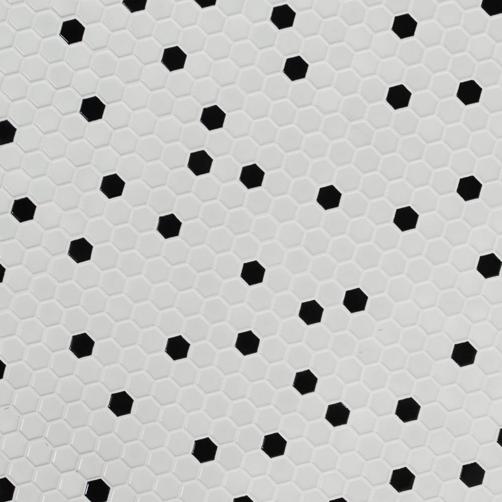 Mosaico de porcelana hexagonal blanco y negro de 2,5 cm con malla mate (10,35" x 11,93") - Colección MSI