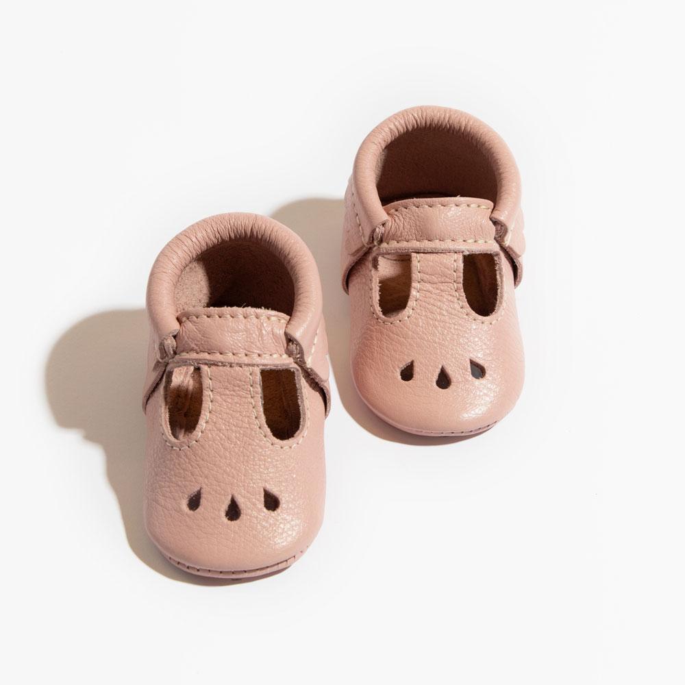 Zapato de bebé Mary Jane color rubor