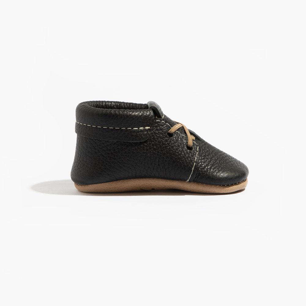 Zapato Oxford de bebé color ébano