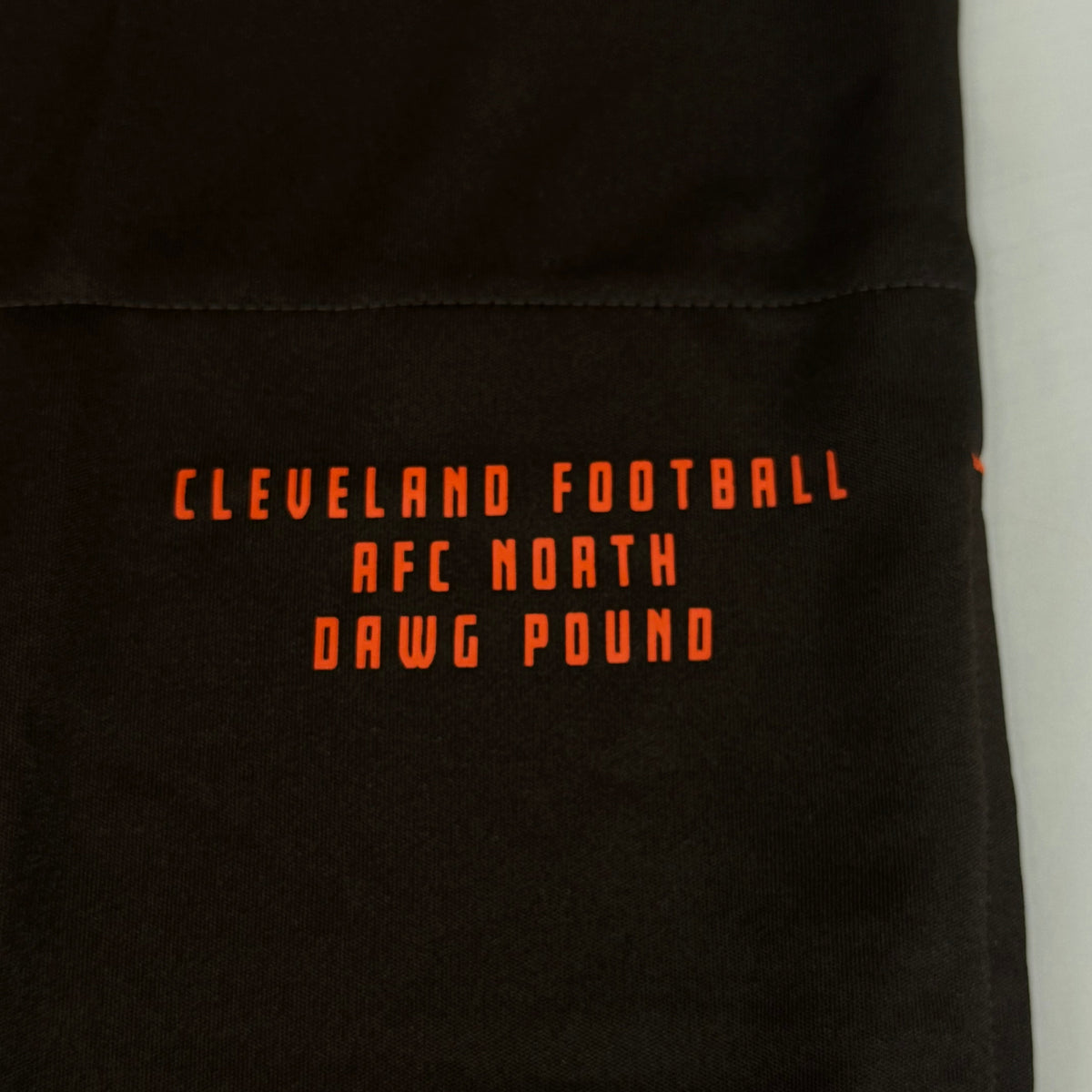 Camiseta NFL Cleveland Browns con cremallera de un cuarto, manga larga, talla L, marrón, 1802969