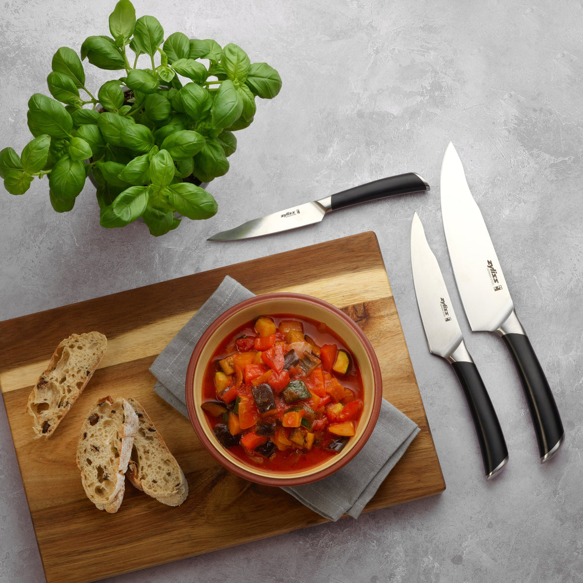 Zyliss Comfort Pro Chef's Knife (8" / 20cm)