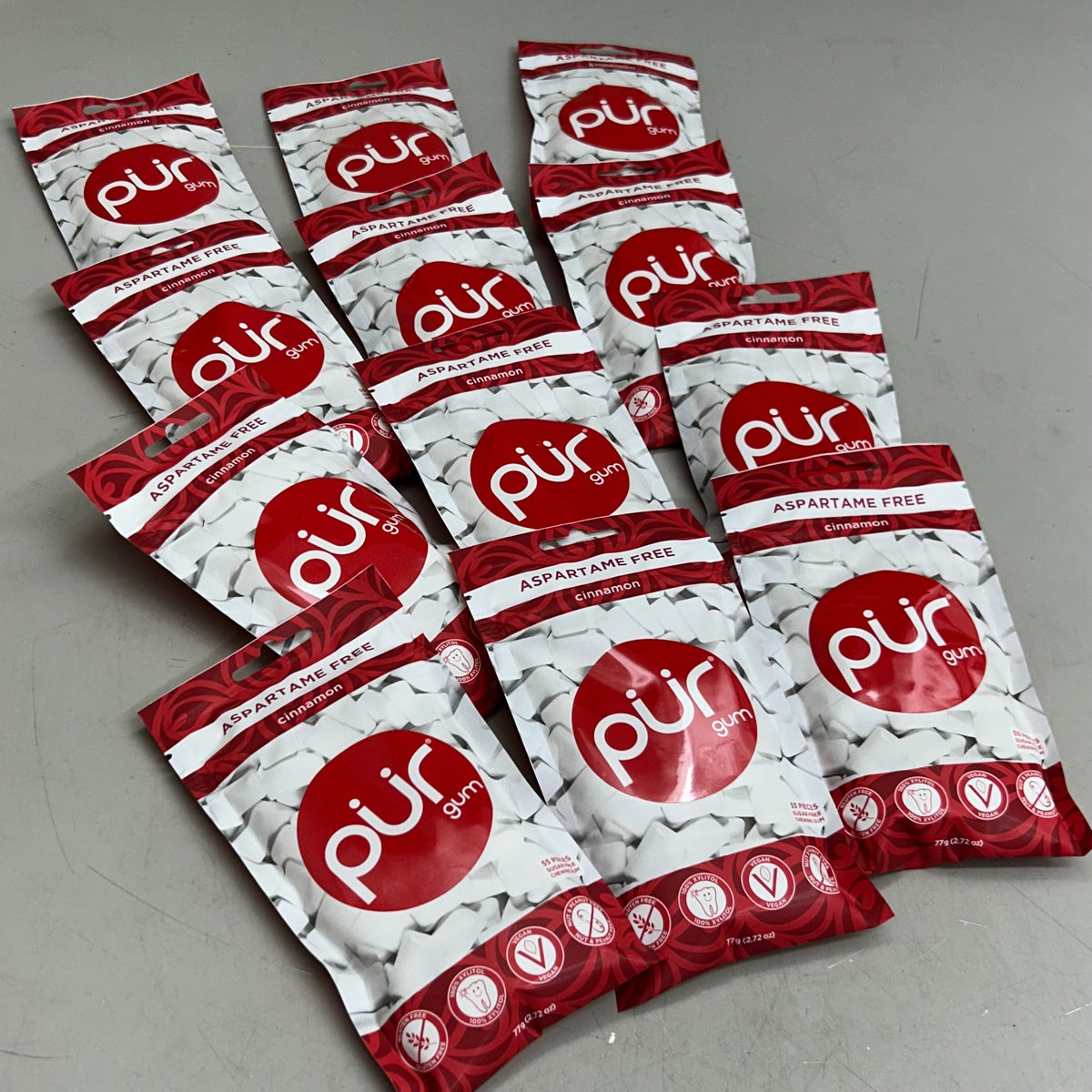 Goma de mascar de canela sin azúcar PUR – 12 paquetes (55 unidades cada uno)