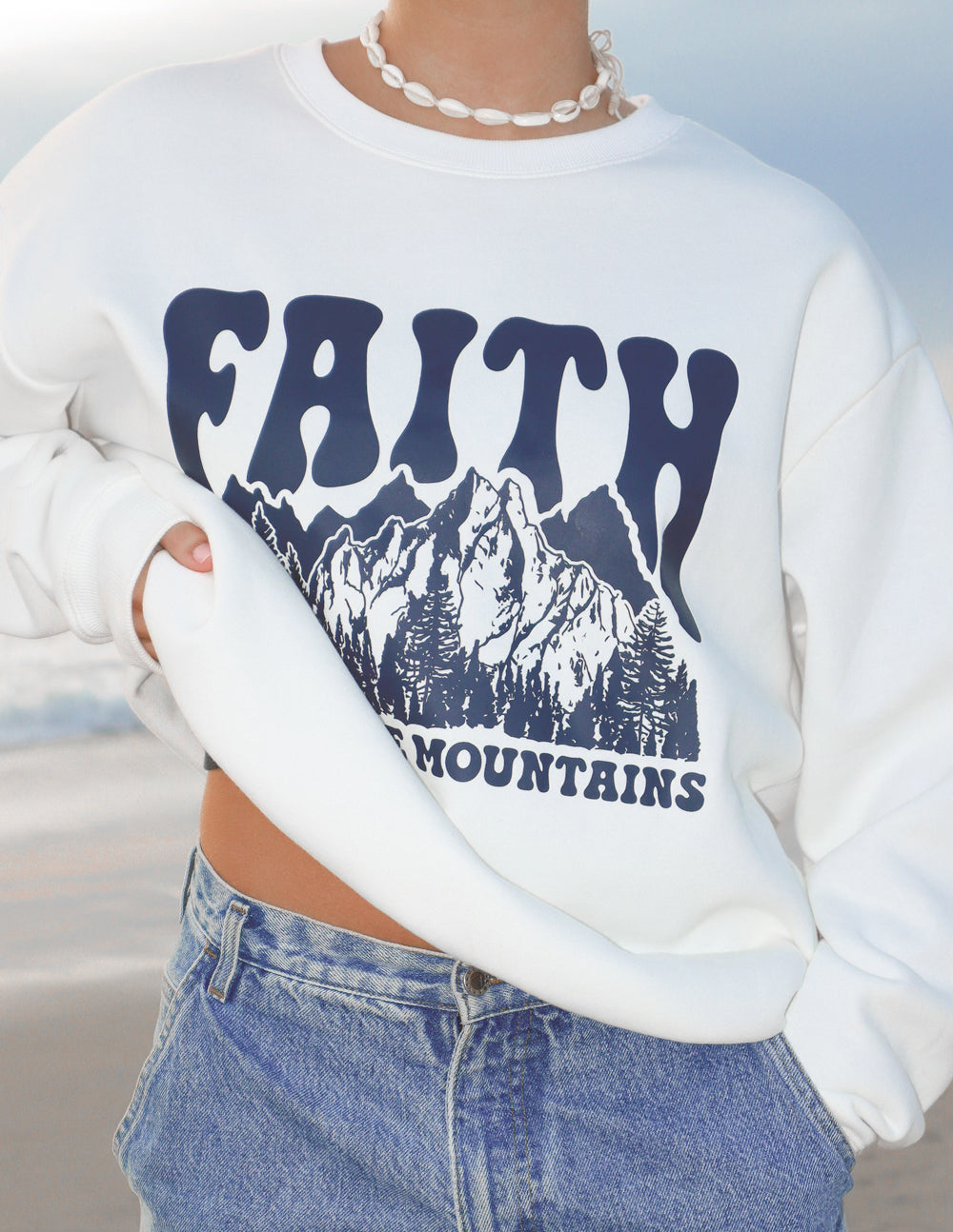 Sudadera unisex con cuello redondo "La fe puede mover montañas"