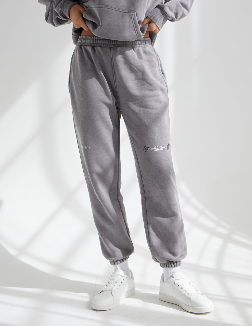 Pantalón deportivo unisex Dios de los Milagros