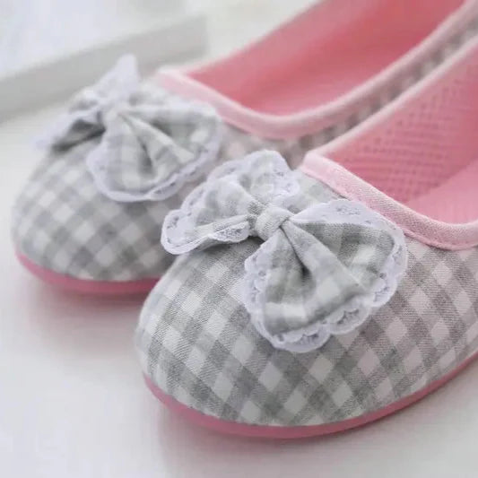 Bonitas pantuflas de algodón a cuadros