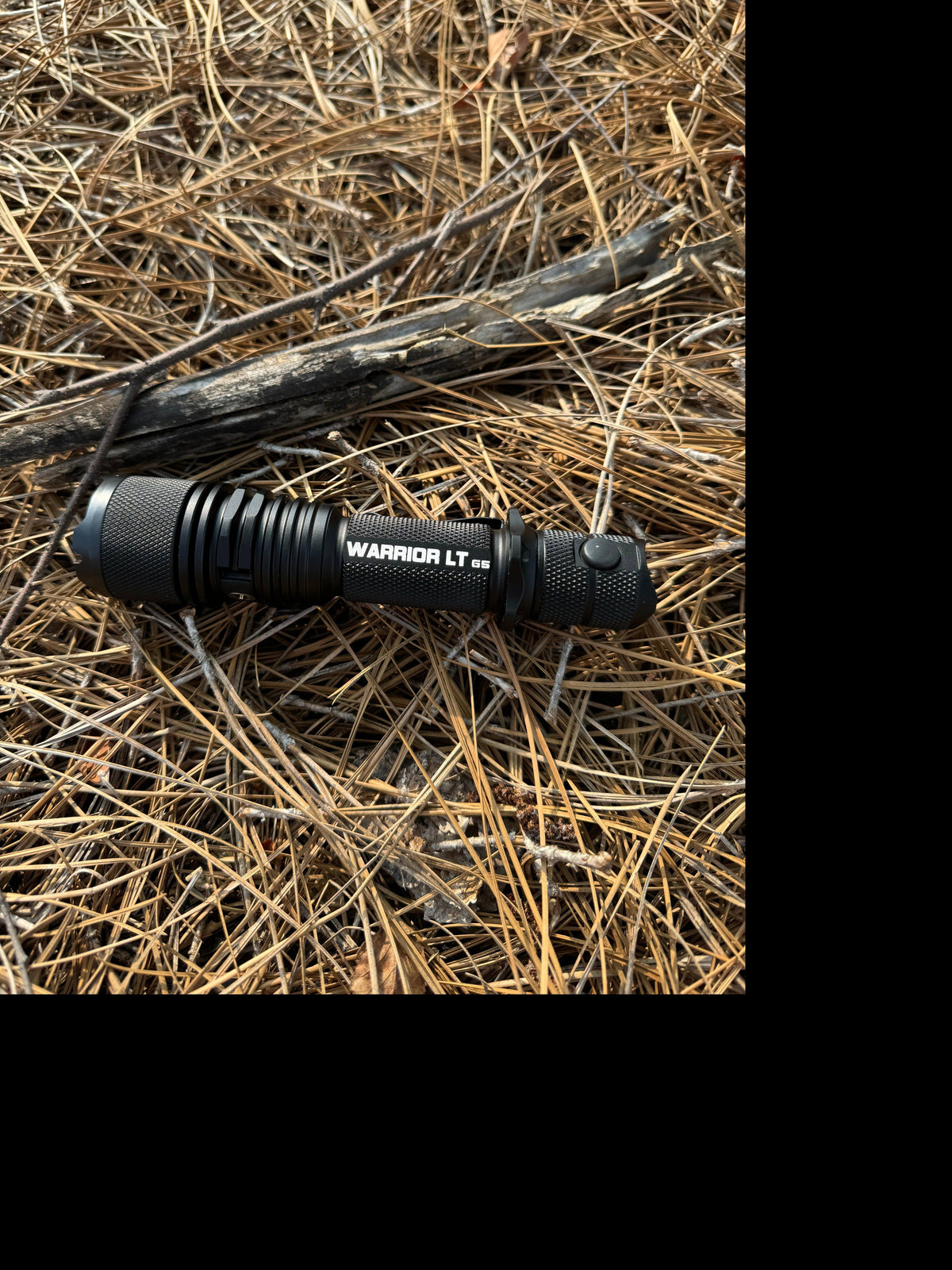 Linterna táctica Warrior GEN5 LT (largo alcance) de 3050 lúmenes