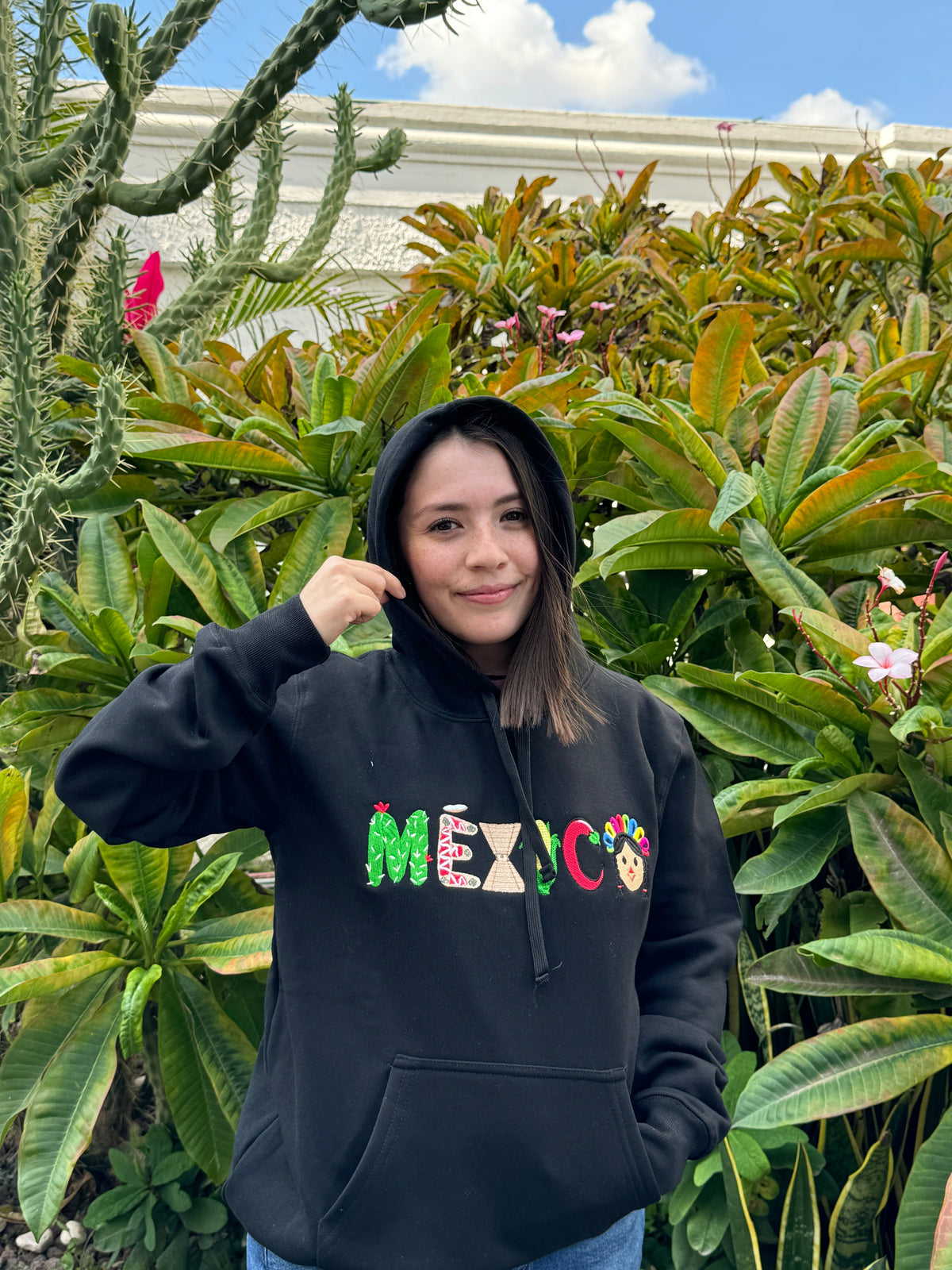 Suéter bordado de México