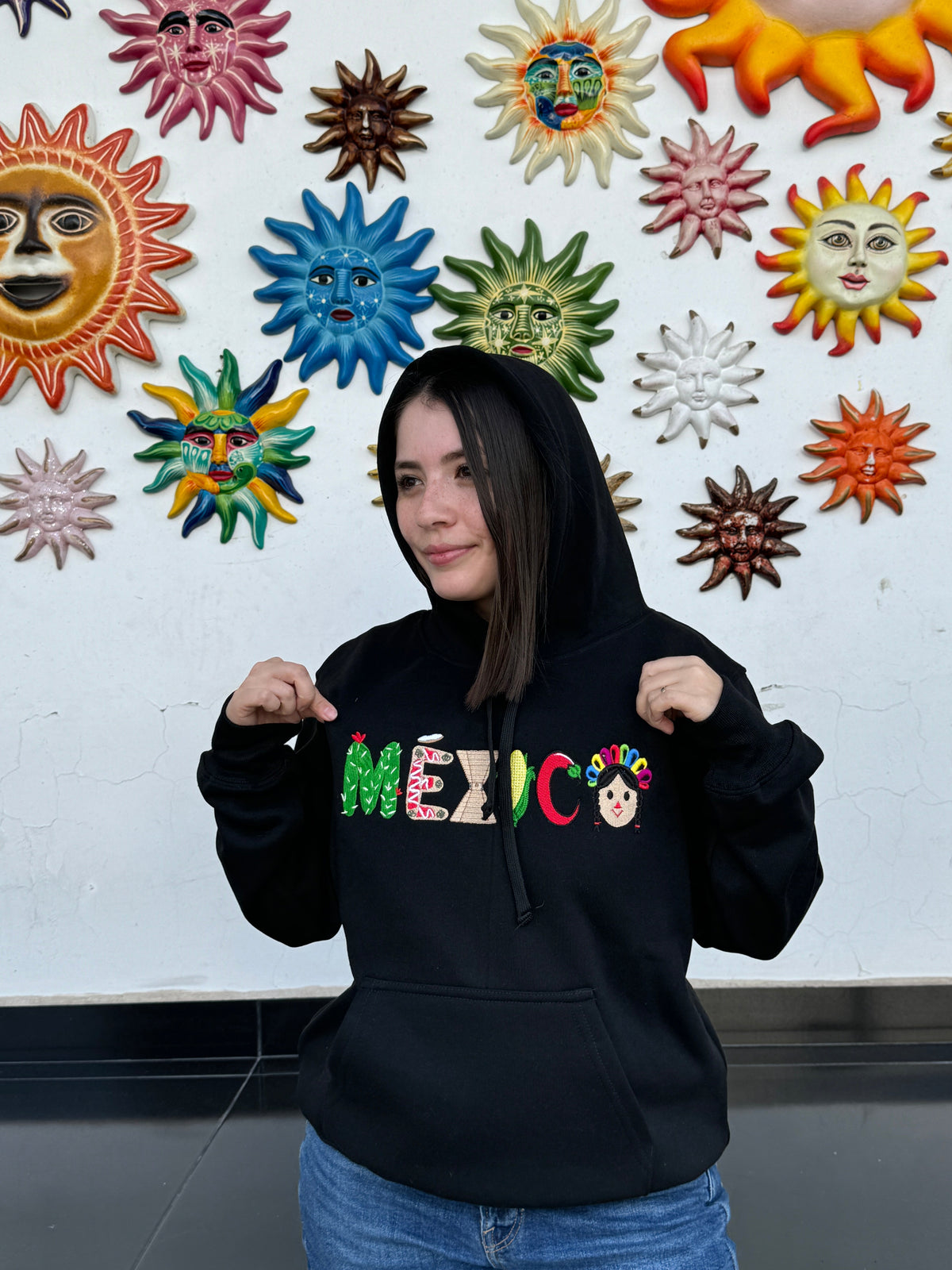Suéter bordado de México