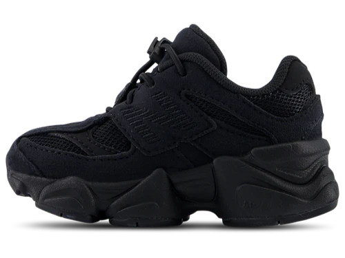 New Balance 9060 Triple Black (Niño pequeño)