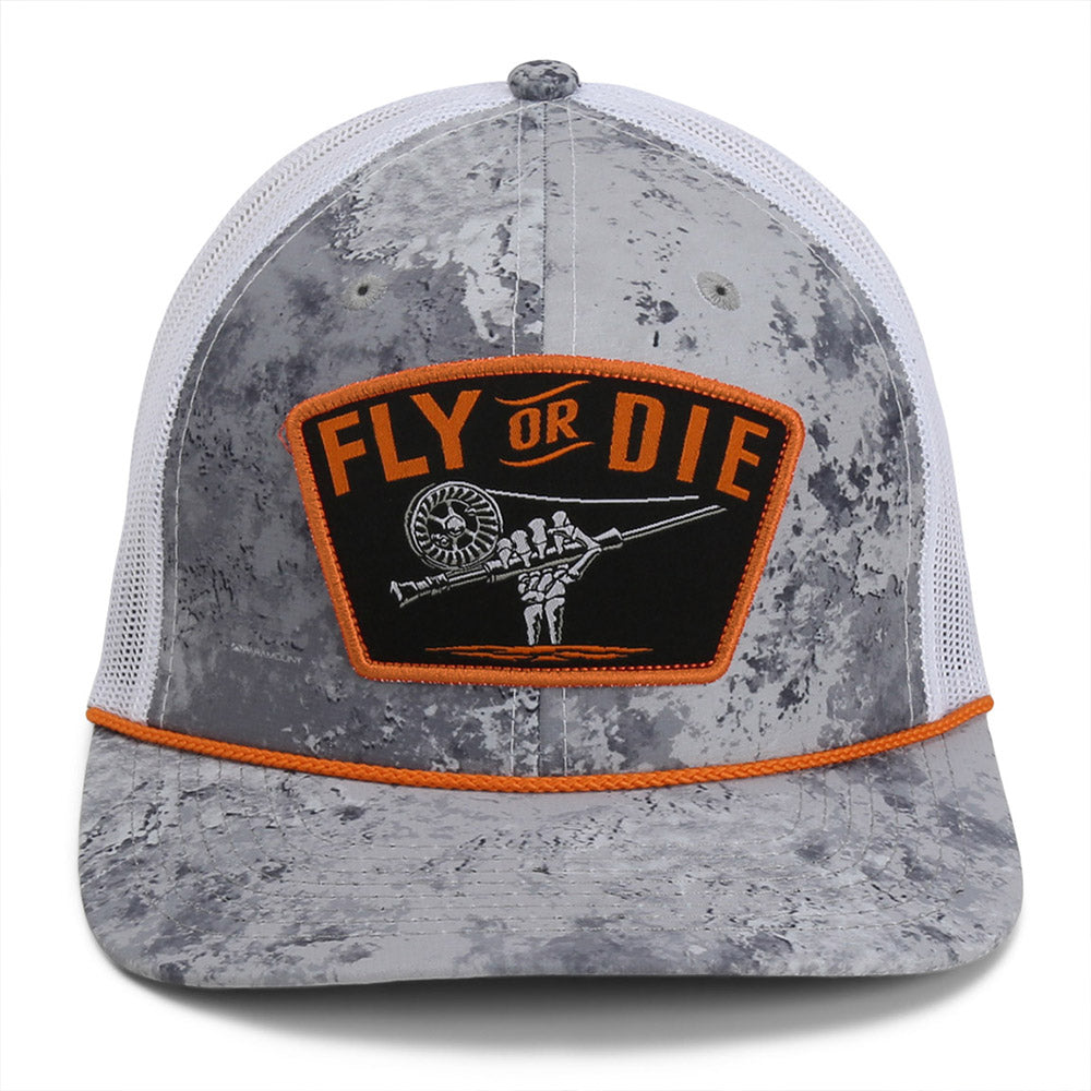 Gorra de pesca con mosca Fly or Die con malla en la parte trasera y cuerda