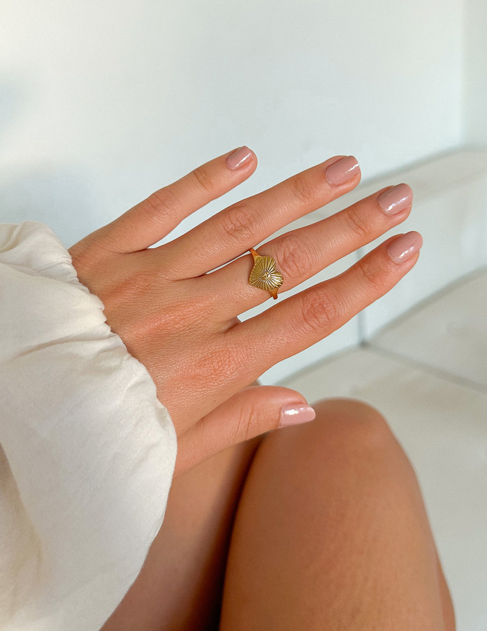 Anillo de corazón radiante