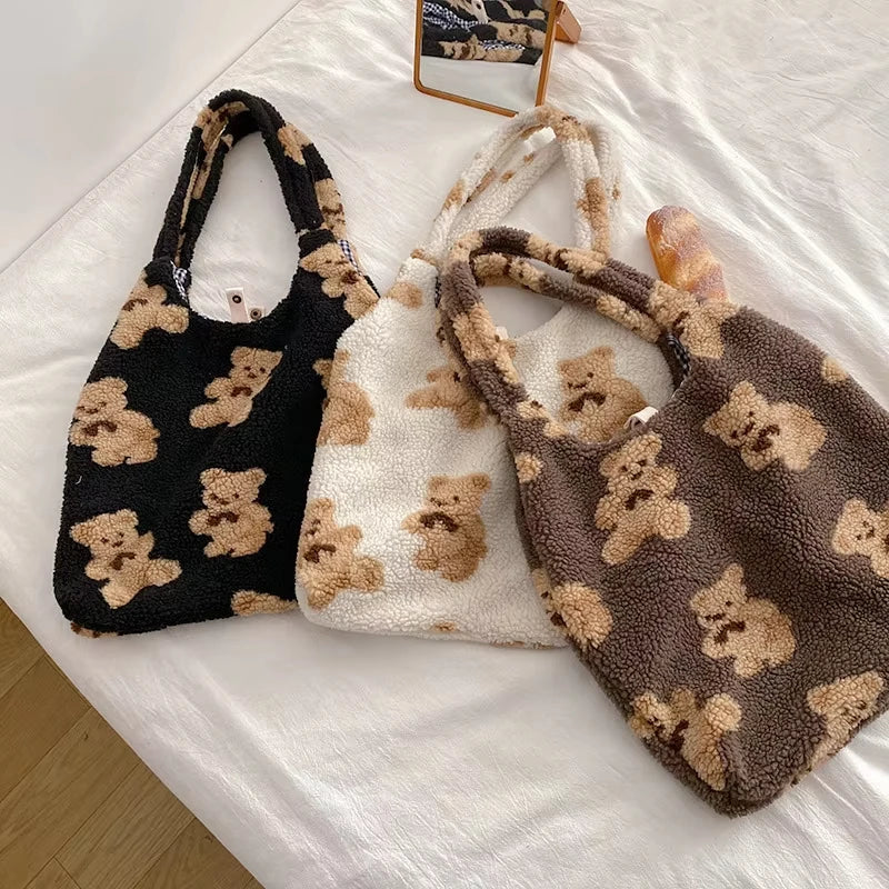 Bonita bolsa de mano con estampado de osito de peluche