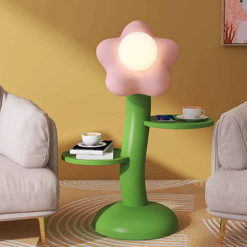 Lámpara de pie de mesa con flores