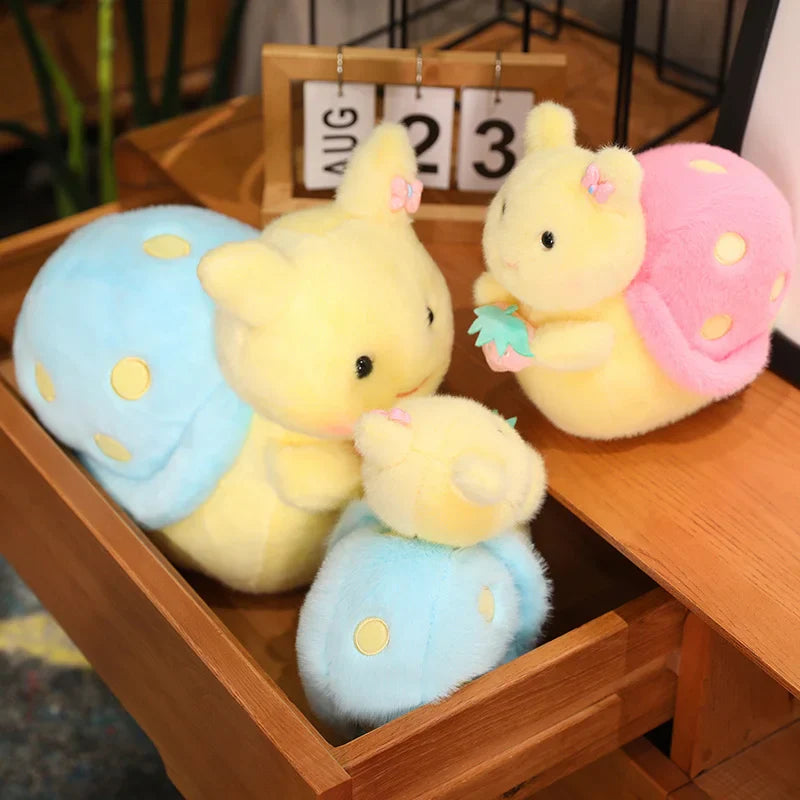 Peluches de caracol de fresa kawaii