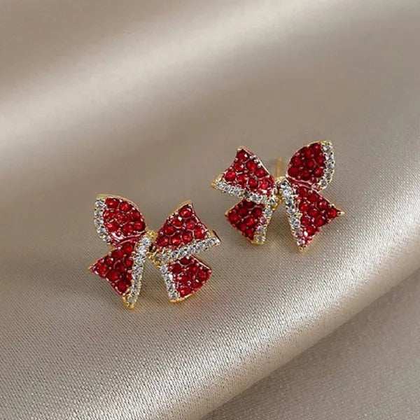 Pendientes con adornos navideños