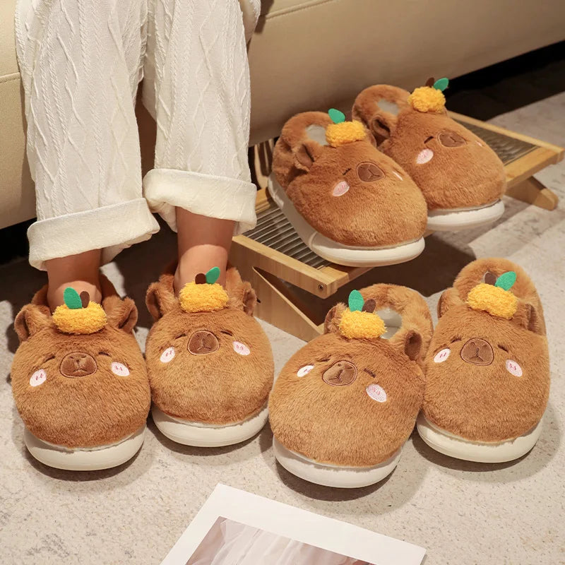 Lindas pantuflas de capibara