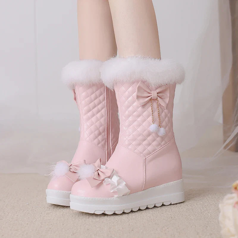 Bonitas botas de nieve peludas para el invierno