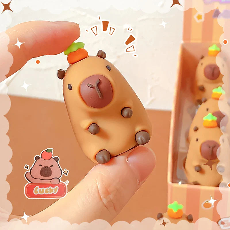 Sacapuntas de carpincho kawaii