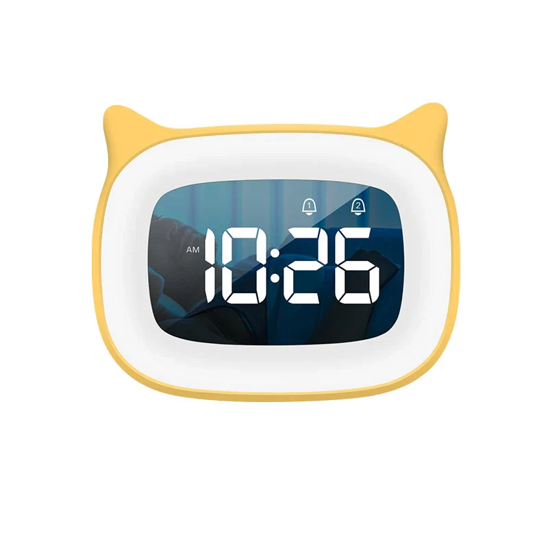 Reloj despertador digital con bonito gato