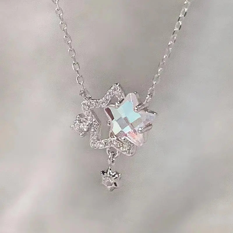 Collar con colgante de estrella doble con diamantes de imitación