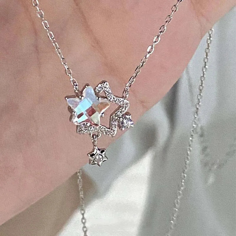 Collar con colgante de estrella doble con diamantes de imitación