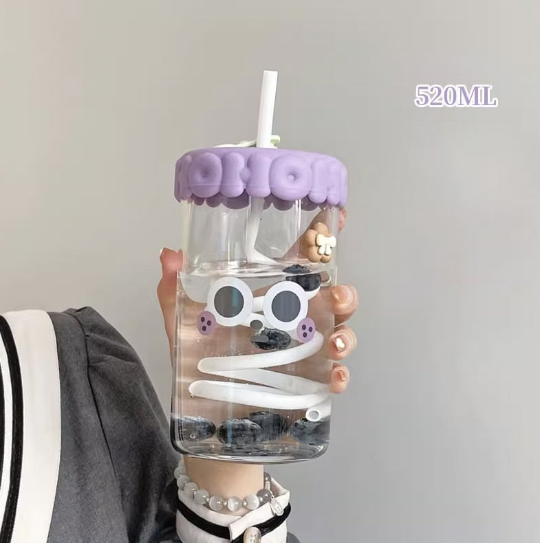 Vasos de cristal con caras divertidas